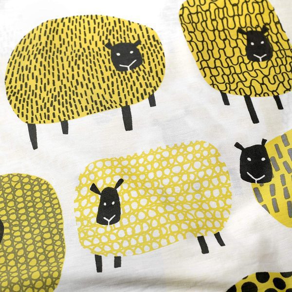Sheep Duvet Cover Set in Yellow and white reversible pattern. Crazy sheeps all over the place, fun bed set for adults and children. Includes pillowcases. Easy care Poly cotton. - Image 11