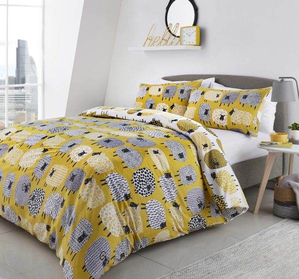 Sheep Duvet Cover Set in Yellow and white reversible pattern. Crazy sheeps all over the place, fun bed set for adults and children. Includes pillowcases. Easy care Poly cotton. - Image 10